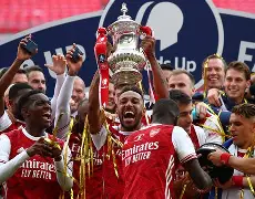 足总杯窗口期走向成谜，克里夫兰骑士队长鼓劲，引发热议，年轻球员得到机会(燃烧克里夫兰在线观看)