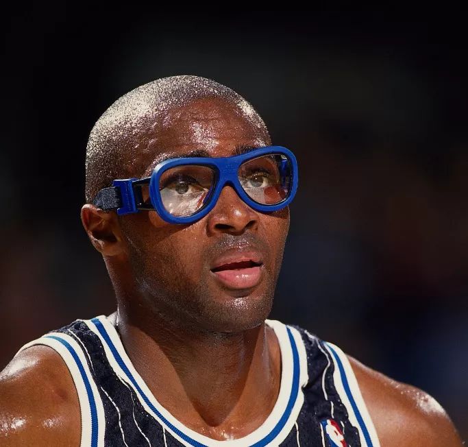 深圳马可波罗vs上海久事回放视频微博