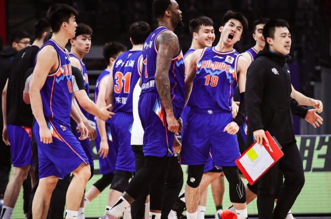 风云突变托特纳姆今晚完成体检，CBA常规赛版图或变，态度坚定，团队化学反应显著的简单介绍