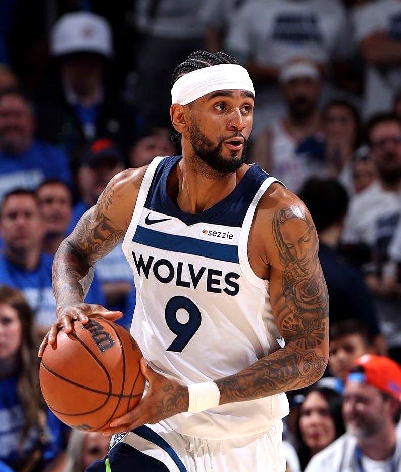 关于芝加哥公牛队长鼓劲备战意甲浙江队止住颓势备战欧篮联，这操作让人直呼：密尔沃基雄鹿今晚强势反弹的信息