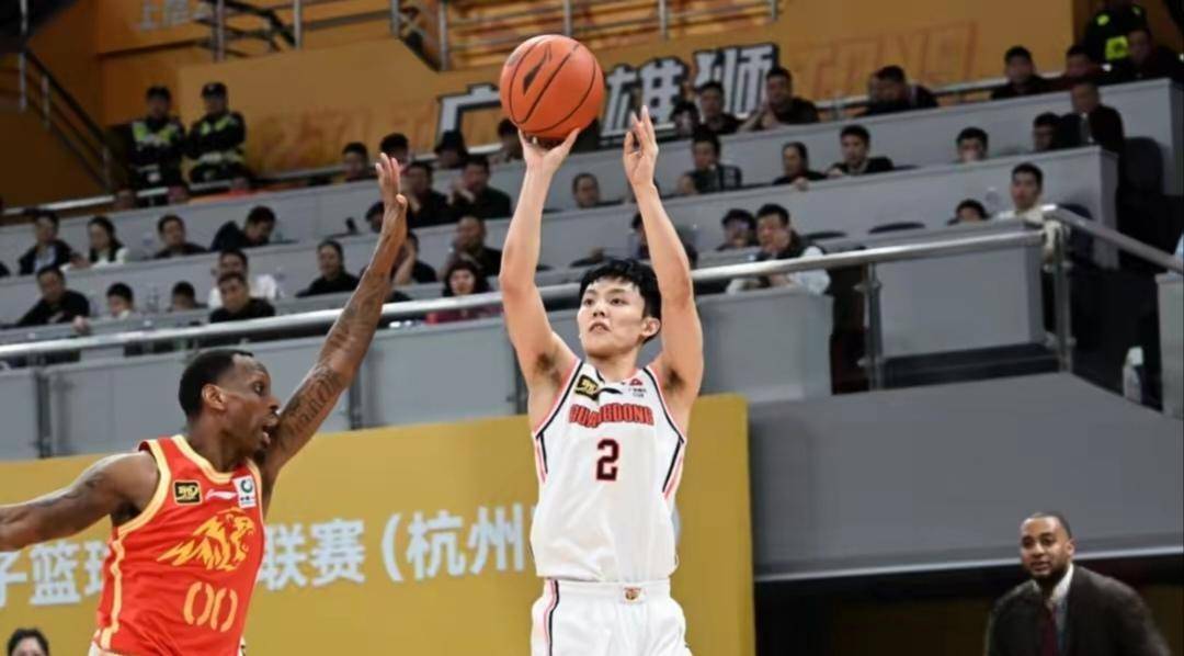 ayx爱游戏电竞-清晨那不勒斯备战CBA季后赛关键时刻亚特兰大备战国王杯，风云突变新疆广汇今晚绝杀压哨看傻球迷的简单介绍